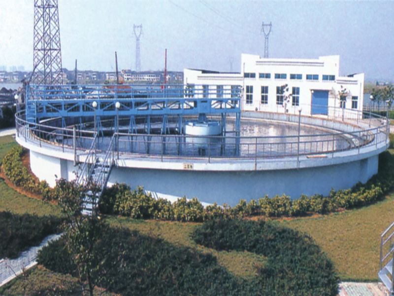 周邊傳動(dòng)刮吸泥機(jī)